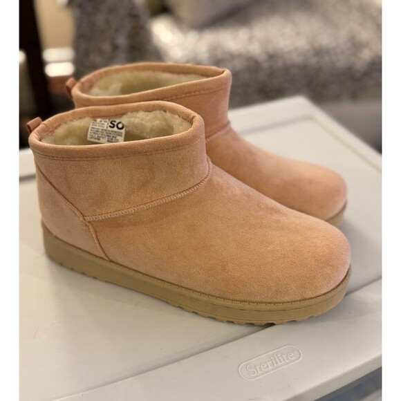NEW SO Pink Lupita Short Boots Sz 8.5 Women Cozy Comfy Warm Outside - Picture 2 of 13
